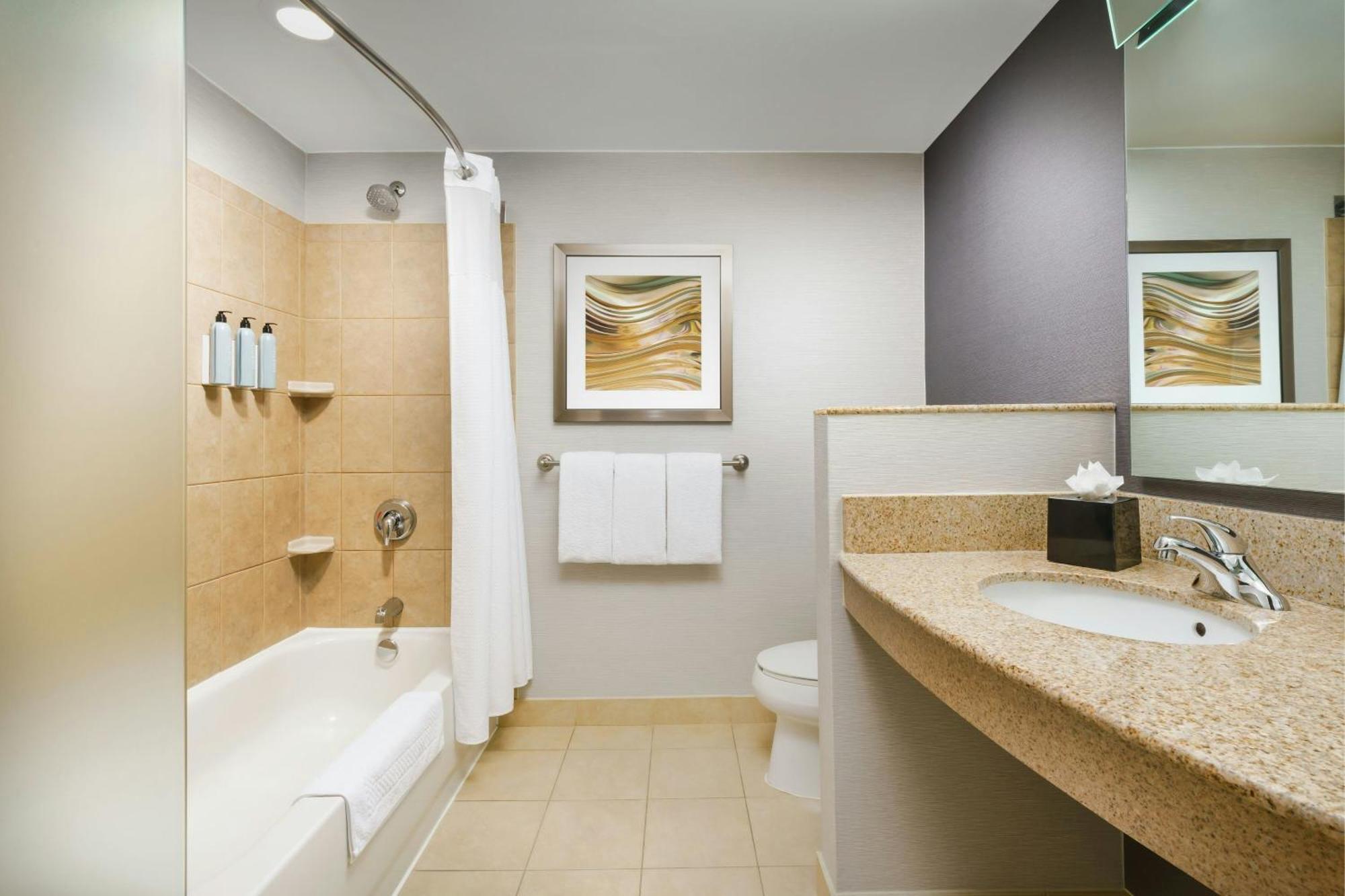Отель Courtyard Hartford Фармингтон Экстерьер фото